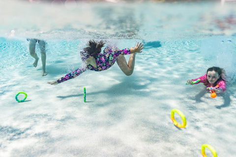 Cooee Dive Stixx in bright colours