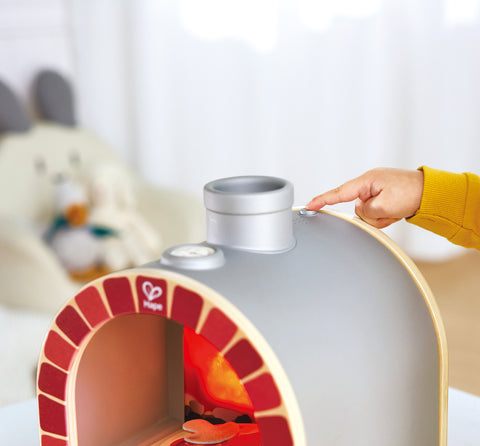 Hape Light & Sizzle Pizza Oven Set