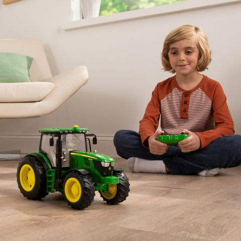 John Deere 1:16 Big Farm Remote Controlled Tractor