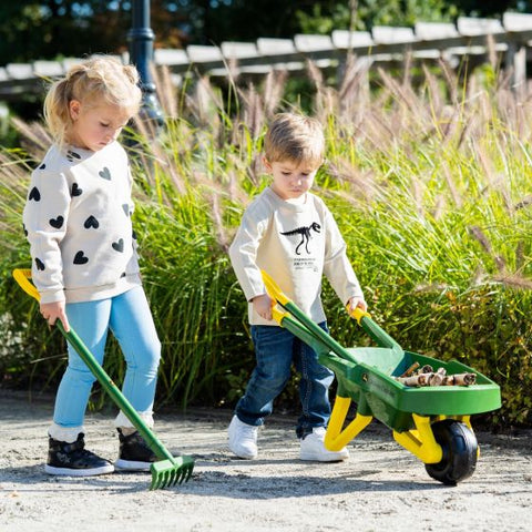 John Deere Wheelbarrow Set