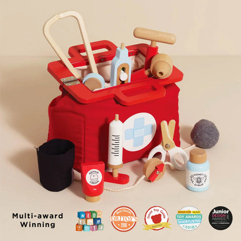 Le Toy Van Doctors Set