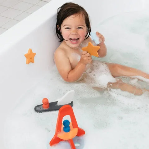 QUUT To The Moon & Back Bath Puzzle